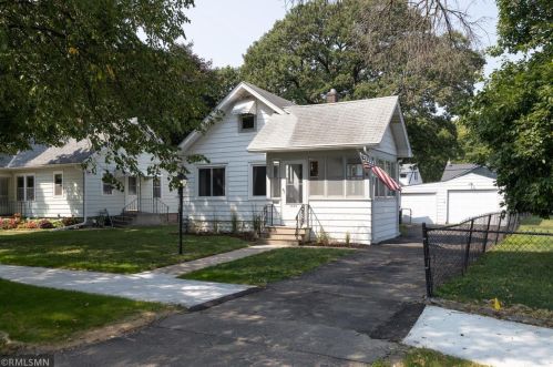 1391 Alaska Ave, Saint Paul MN  55116-2339 exterior