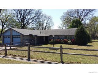 10556 530 Rd, Claremore, OK 74019-5477