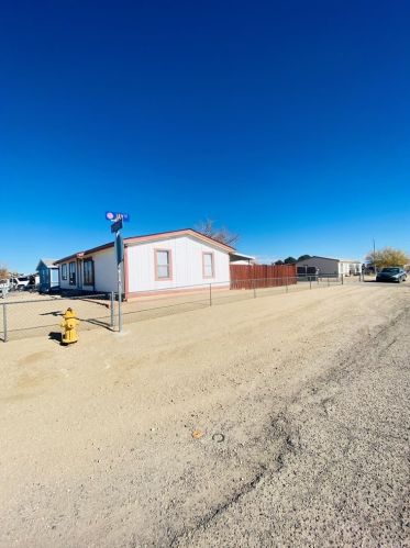 19001 Muskrat Ave, El Mirage, CA 92301-2304