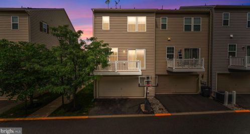 13997 Cannondale Way, Gainesville, VA 20155-3313