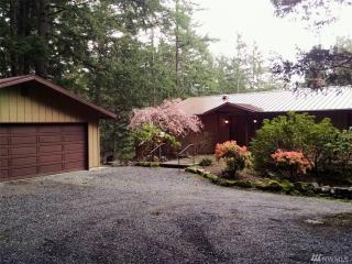 550 Rosario Rd, Eastsound, WA 98245-8520