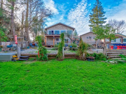 4600 Kewanee St, Fair Oaks, CA 95628-6222