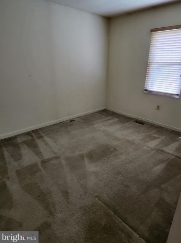 116 Kinsman View Cir, Silver Spring MD 20901-1661 exterior