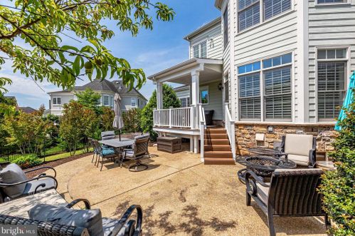 15747 Spyglass Hill Loop, Gainesville VA  20155-3239 exterior