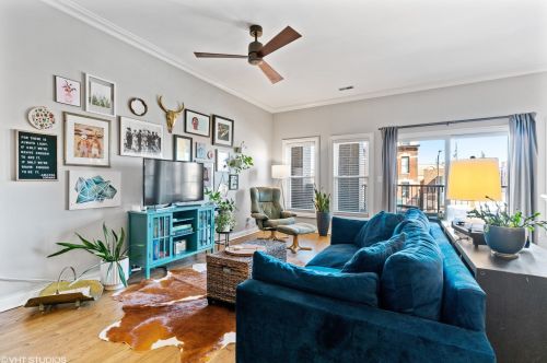2016 Western Ave, Chicago, IL 60647-4104