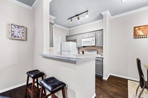 2402 Southlake Ct, Irving TX 75038-5654 exterior