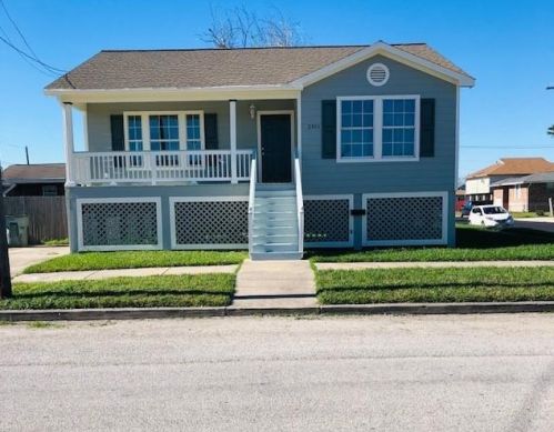2301 56th St, Galveston, TX 77551-5510