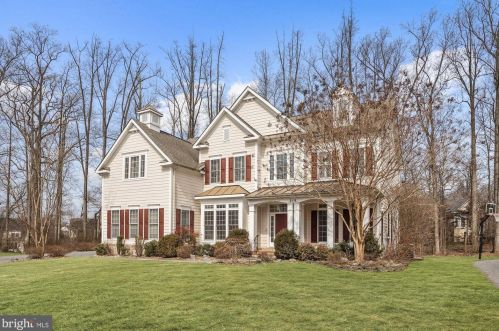 319 Reserve Gate Ter, Silver Spring, MD 20905-5040