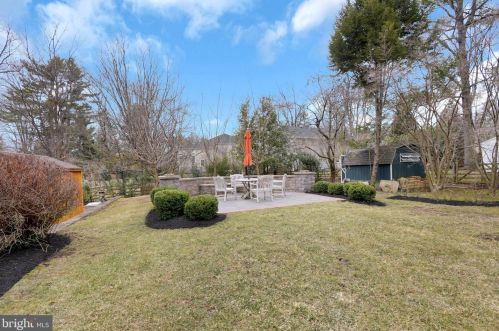 85 Overbrook Dr, Princeton NJ  exterior