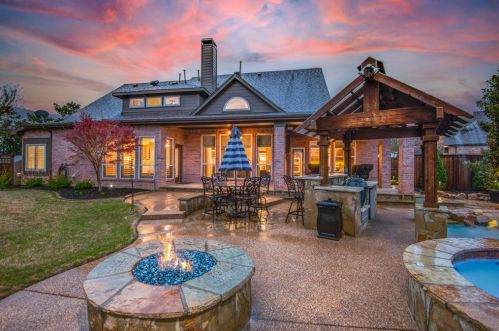 3805 Fairfax Way, Lewisville, TX 75028-1679