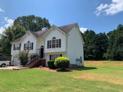 10923 Hondal Ct, Hampton, GA 30228-6383