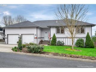 289 Alpine St, Dundee, OR 97115-8700
