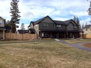 840 Hindeman St, Black Butte Ranch, OR 97759-3127