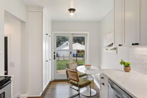 2106 Highland Pkwy, Saint Paul MN  55116-1311 exterior