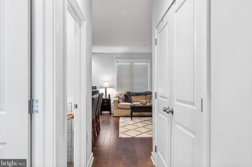 1216 5th St, Philadelphia PA  19147-5232 exterior