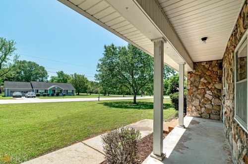 15 Highland Blvd, Stockbridge GA  30281-4654 exterior