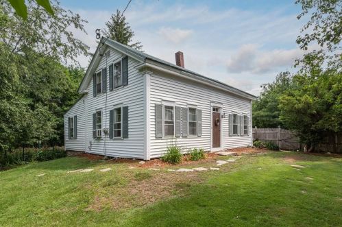 130 Hampstead Rd, Derry, NH 03038-4863