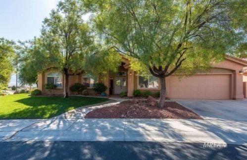 844 Mountain View Dr, Mesquite, NV 89027-2550