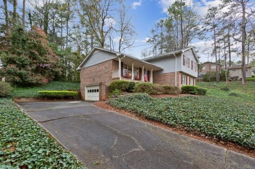 4000 Battleford Ct, Atlanta, GA 30341-1415