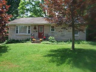 2618 7th St, Blmgtn IN  47408-4205 exterior