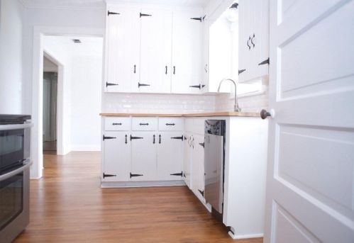 713 Obryant St, Bellvue TX  77418-2324 exterior