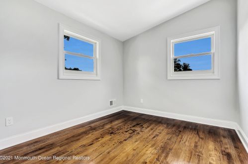 22 Stanford Dr, Hazlet NJ  07730-2314 exterior