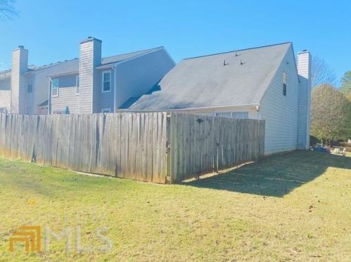 2286 Charleston Pointe, Atlanta GA  30316-3025 exterior