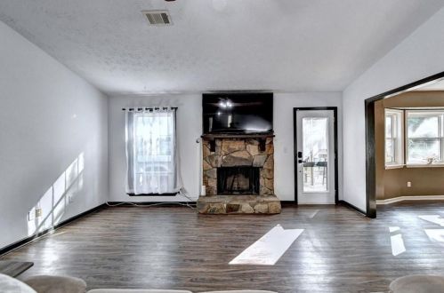 1296 Candlelite Ln, Lithonia, GA 30078-2154