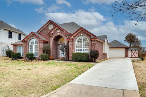 1500 Hampton Dr, Midlothian, TX 76063-7915
