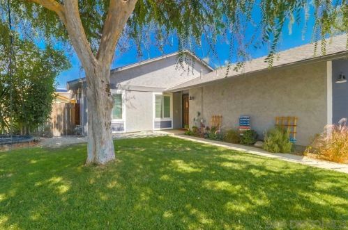 13916 Hawick Dr, El Cajon, CA 92021-2140