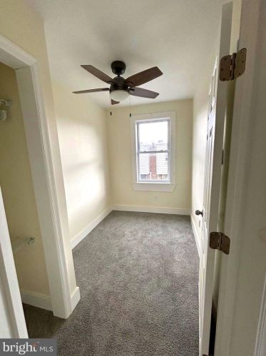 6128 Lindbergh Blvd, Philadelphia PA  19142-3414 exterior