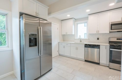 11 Westside Ave, Tinton Falls NJ  07701-1409 exterior