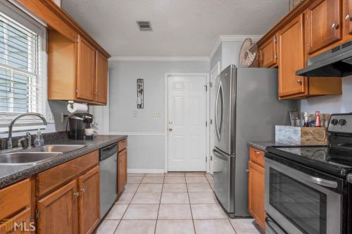 6772 Ashbury Ct, Rex GA exterior