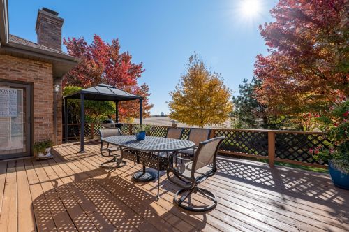 9386 Fox Run Cir, Frankfort, IL 60423-1387