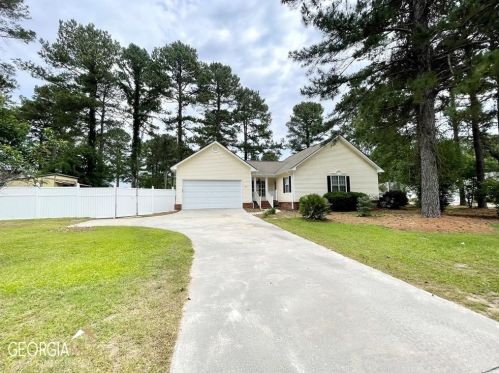 125 Cambridge Ct, Tifton, GA 31793-5675