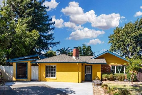307 Nile Ct, Vacaville, CA 95688-4328