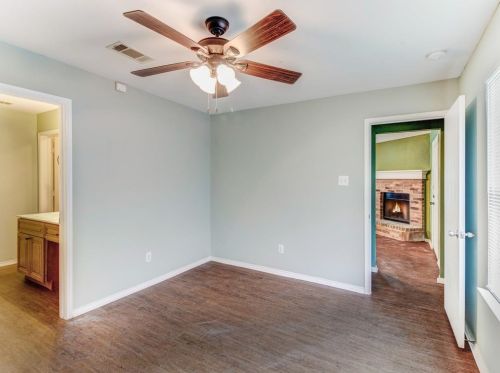 9902 Crystal Valley Way, Dallas TX  75227-5235 exterior