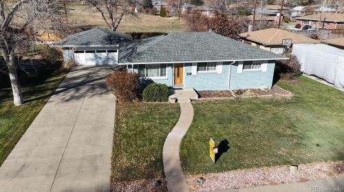 5037 Linden Dr, Englewood, CO 80110-6332