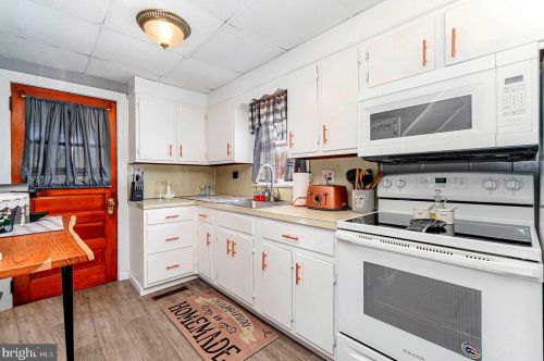 2515 Carlisle Pike, Hanover PA 17331-8978 exterior