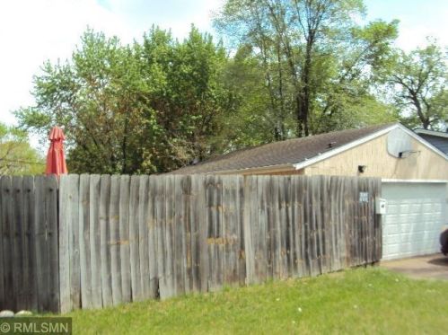 5957 2nd St, Minneapolis, MN 55432-5444