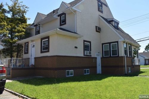 41 Union Ave, Paterson NJ  07502-1842 exterior