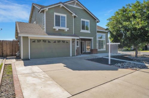 4200 Meadow Brook Ln, Salida, CA 95368-9729