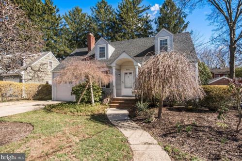 604 Greenway Ave, Trenton, NJ 08618-2435
