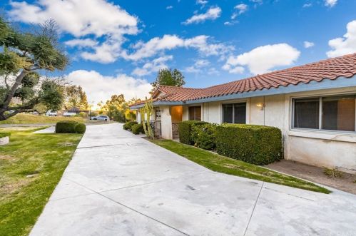 15740 Rancho Viejo Dr, Riverside CA  92506-5820 exterior