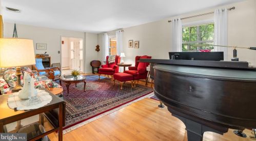 26 Sunset Dr, Severna Park MD 21146-3230 exterior