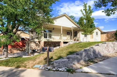 8012 Niagara Way, Englewood, CO 80112-3113