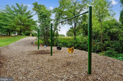 255 Baskerville Ct, Severna Park MD 21146-2125 exterior