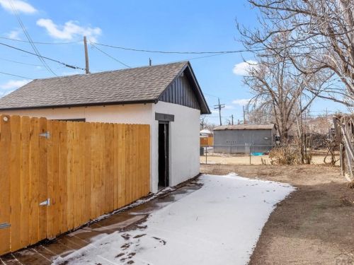 1321 West St, Pueblo CO  81003-2130 exterior