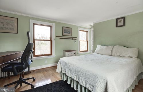 716 Silver Spring Ave, Silver Spring MD 20910-4615 exterior