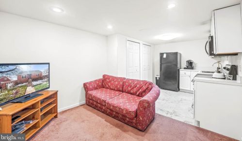 2416 Eccleston St, Silver Spring MD 20902-4830 exterior